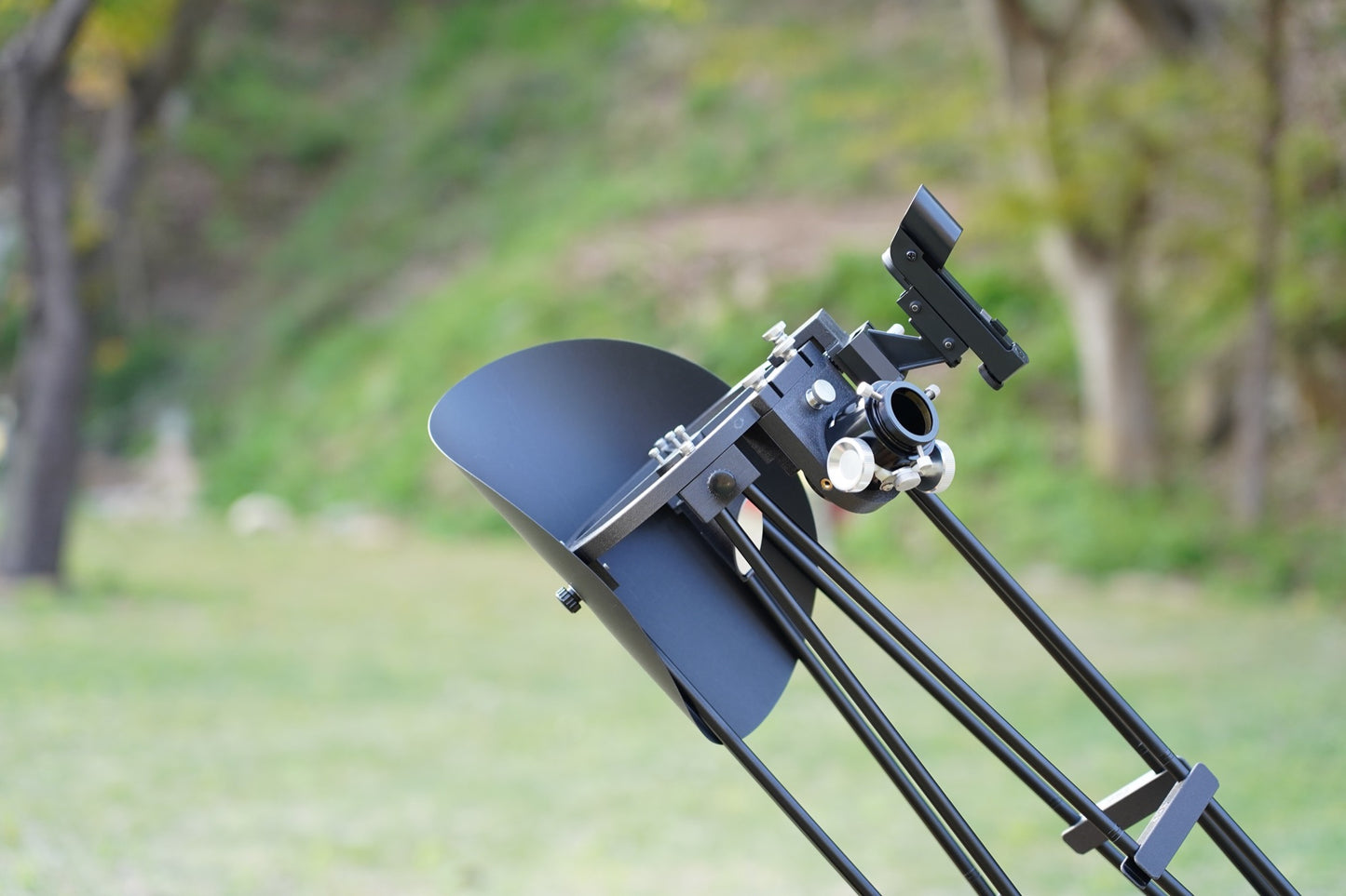 HandyDob6 – 6-Inch Ultra Light Travel Dobsonian Telescope
