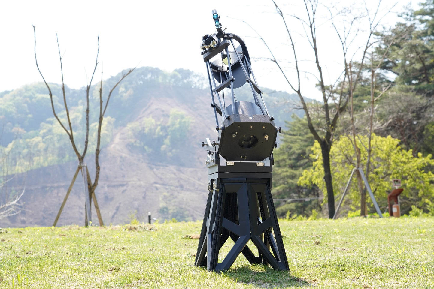 HandyDob6 – 6-Inch Ultra Light Travel Dobsonian Telescope