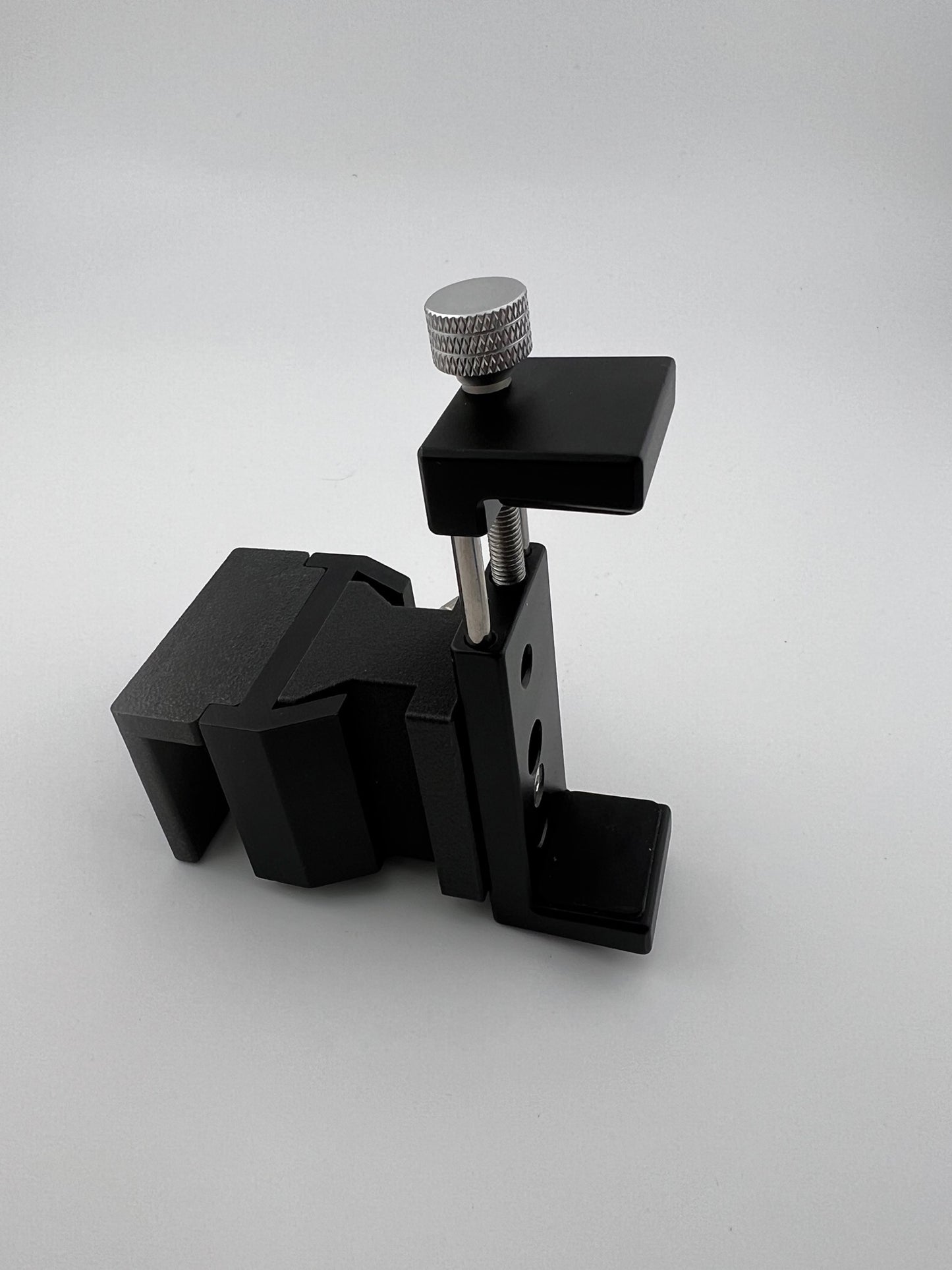 Lower Smartphone Mount for HandyDob6 (Universal Compatibility)